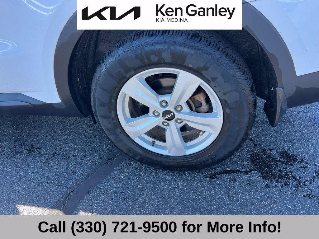 2023 Kia Sorento LX