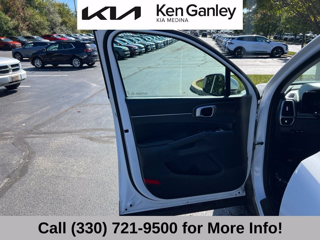 2023 Kia Sorento LX