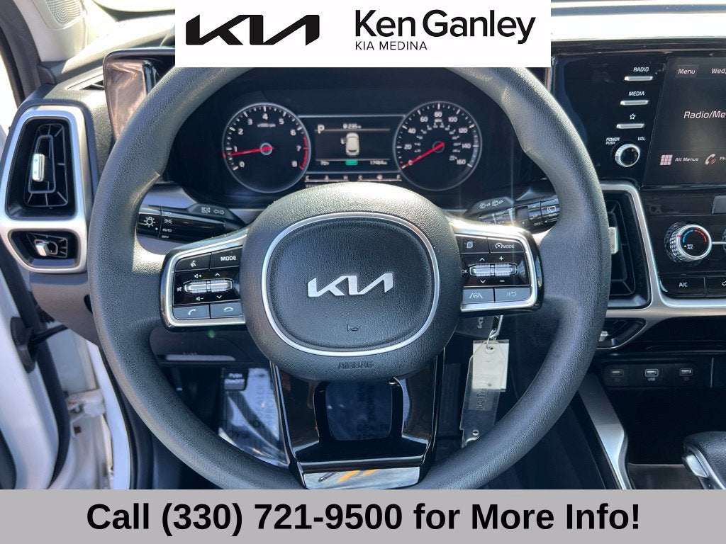 2023 Kia Sorento LX