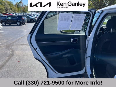 2023 Kia Sorento LX