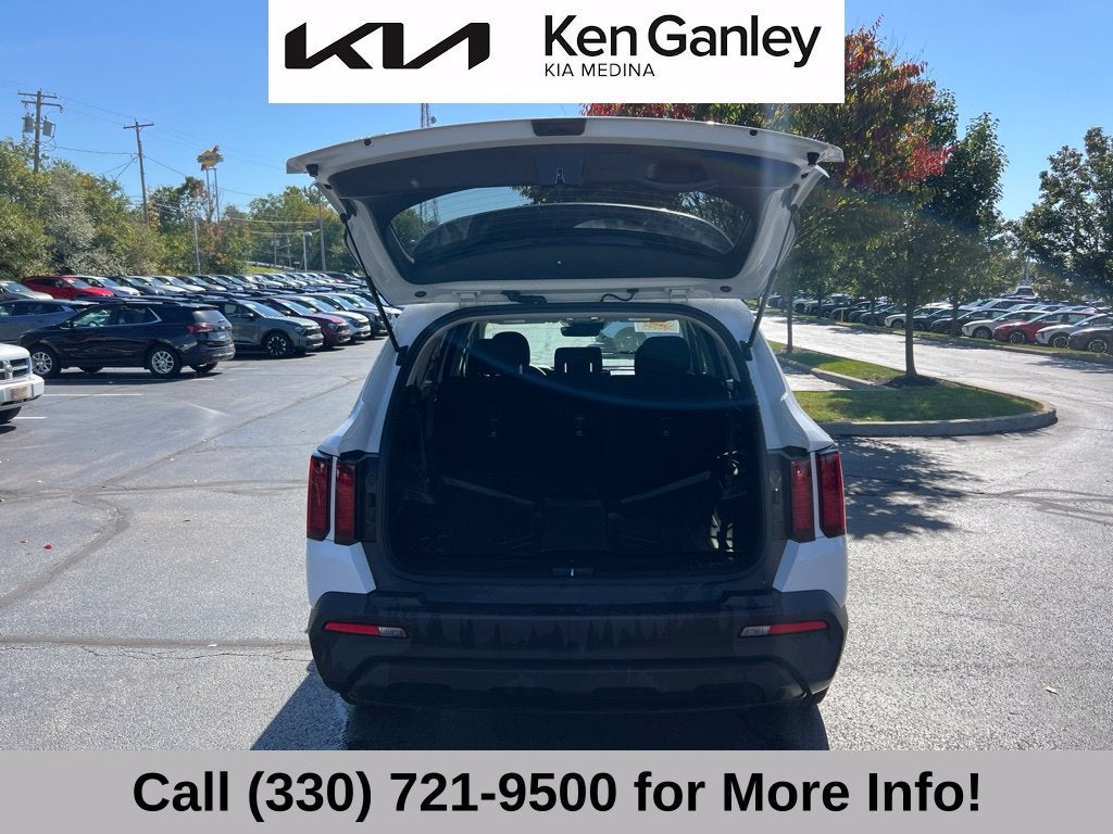 2023 Kia Sorento LX