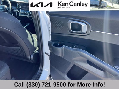 2023 Kia Sorento LX