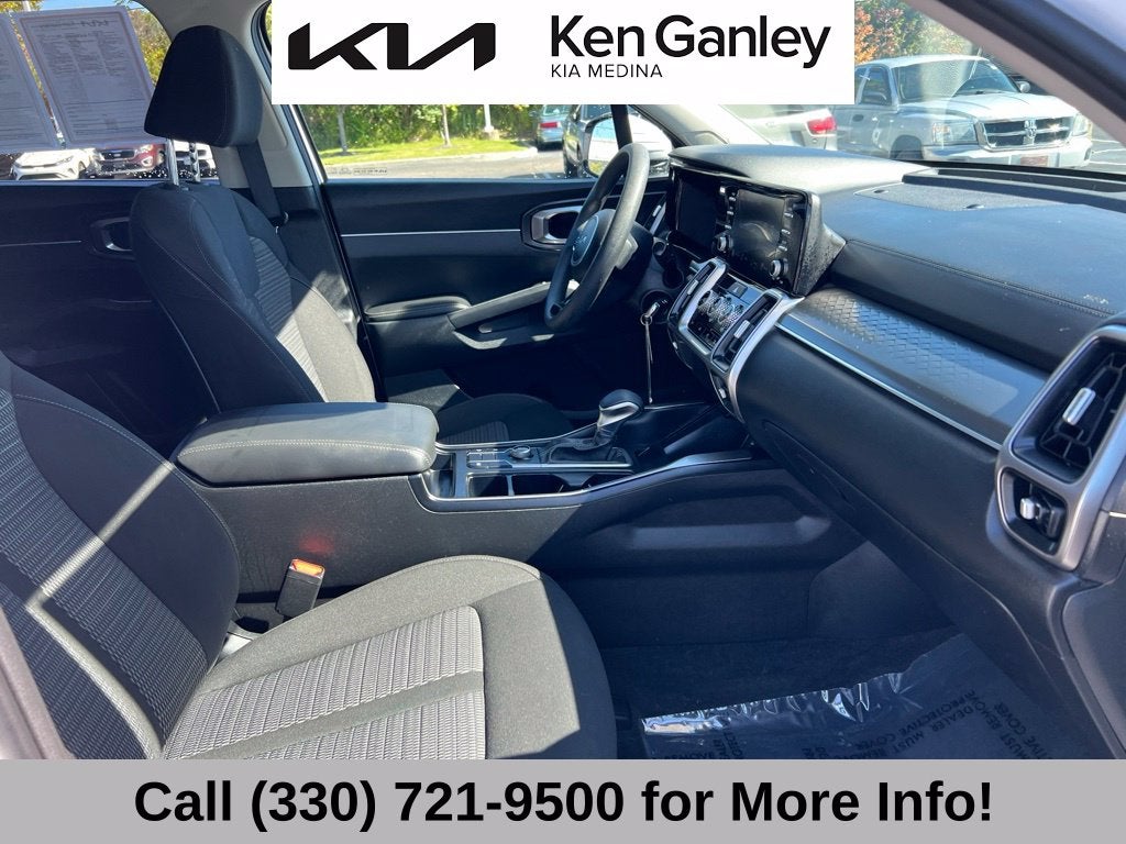 2023 Kia Sorento LX