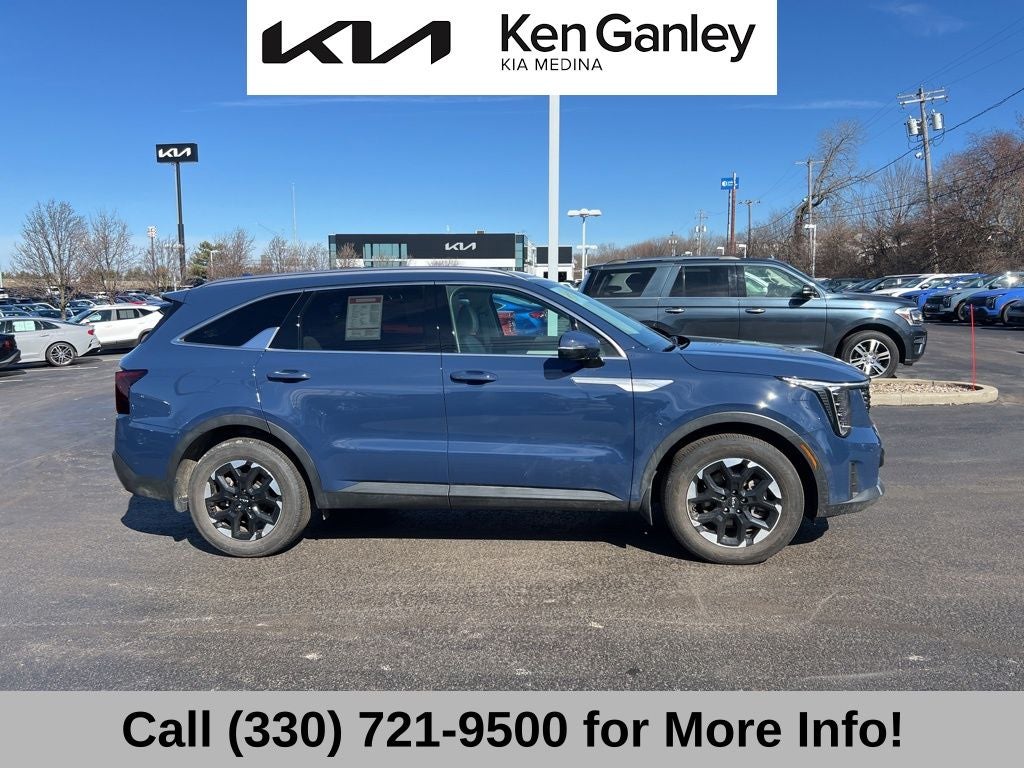 2025 Kia Sorento S