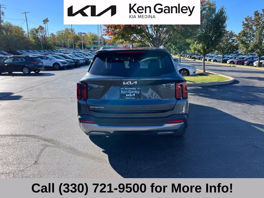 2024 Kia Sorento S