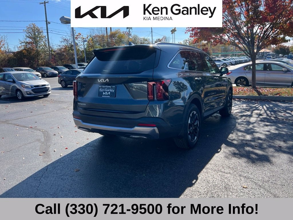 2024 Kia Sorento S