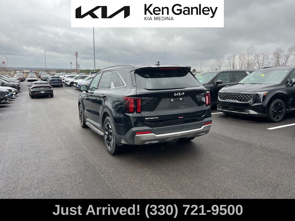 2025 Kia Sorento S