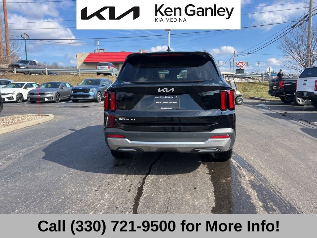 2025 Kia Sorento S