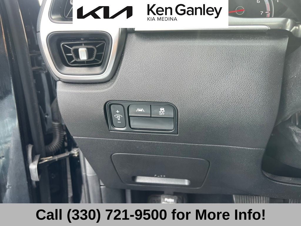 2023 Kia Sorento S