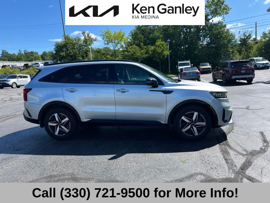 2022 Kia Sorento S