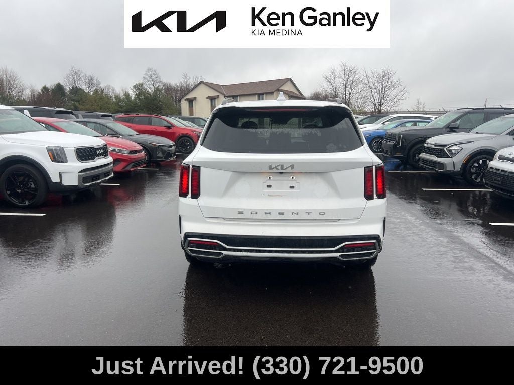 2022 Kia Sorento S