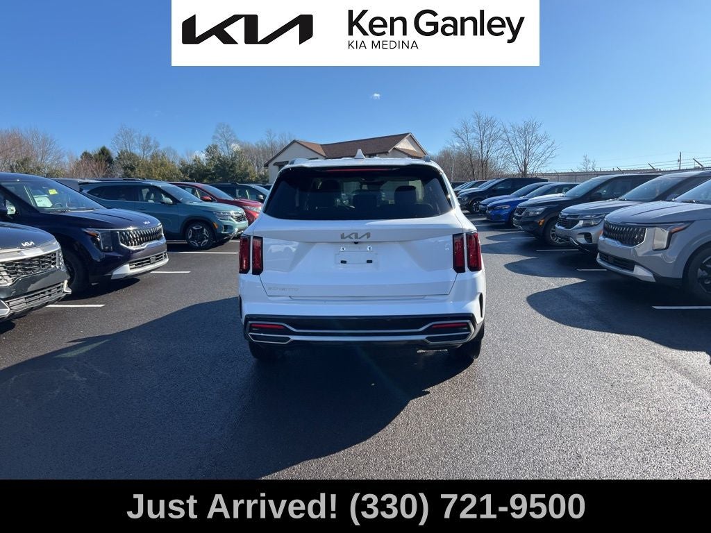 2023 Kia Sorento S