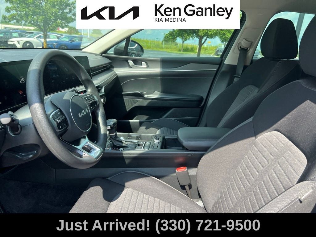 2025 Kia K5 LXS