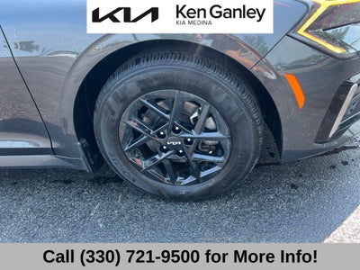 2025 Kia K5 LXS