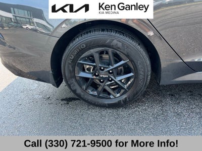 2025 Kia K5 LXS