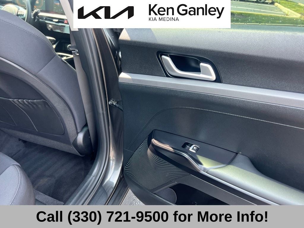 2025 Kia K5 LXS