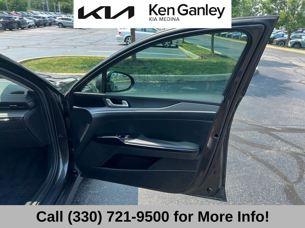 2025 Kia K5 LXS