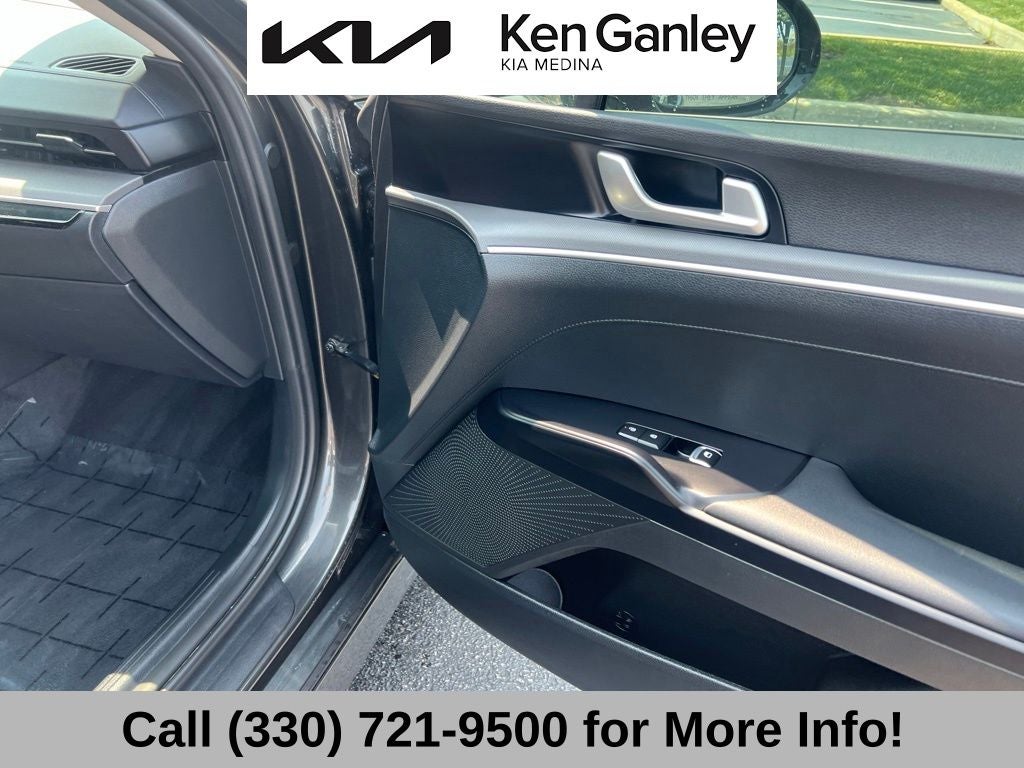 2025 Kia K5 LXS