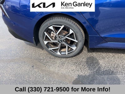 2025 Kia K5 EX