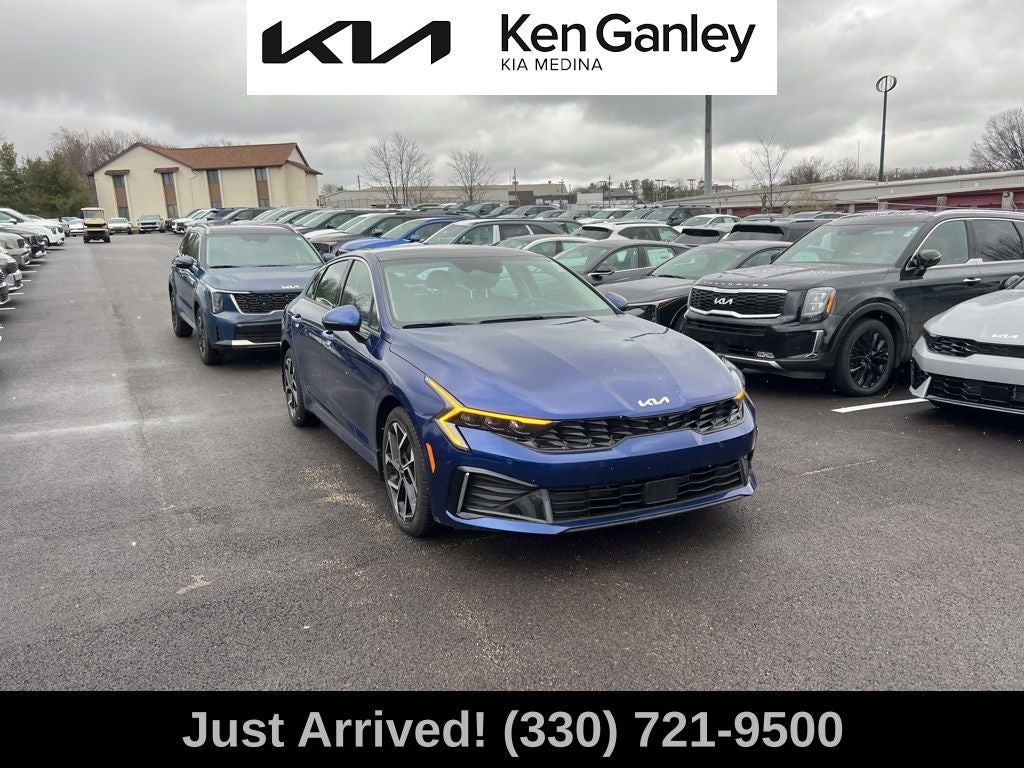 2025 Kia K5 EX