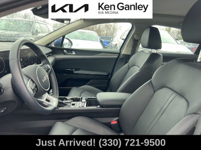 2025 Kia K5 EX