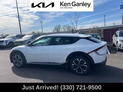 2022 Kia EV6 Wind