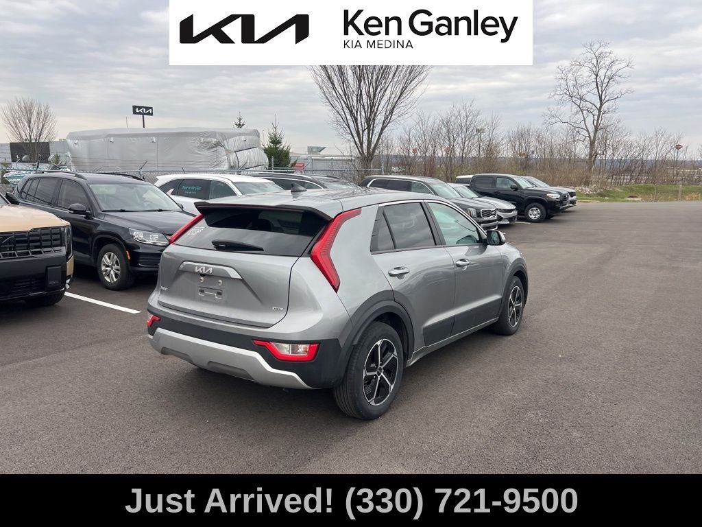 2023 Kia Niro LX