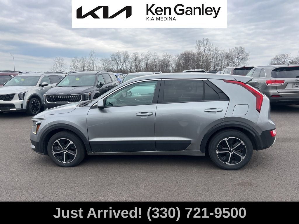 2023 Kia Niro LX