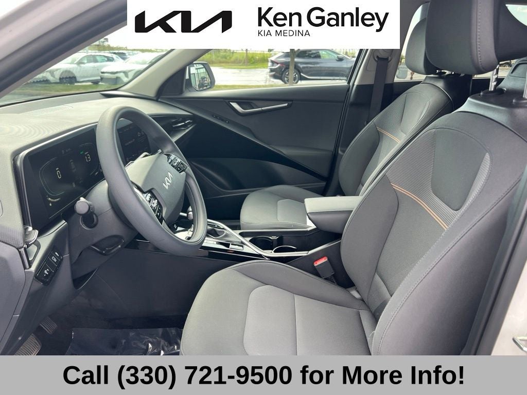 2025 Kia Niro LX