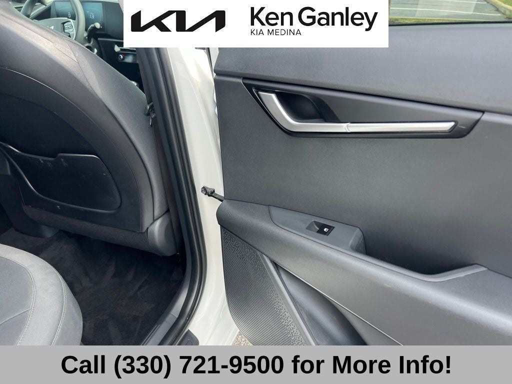2025 Kia Niro LX