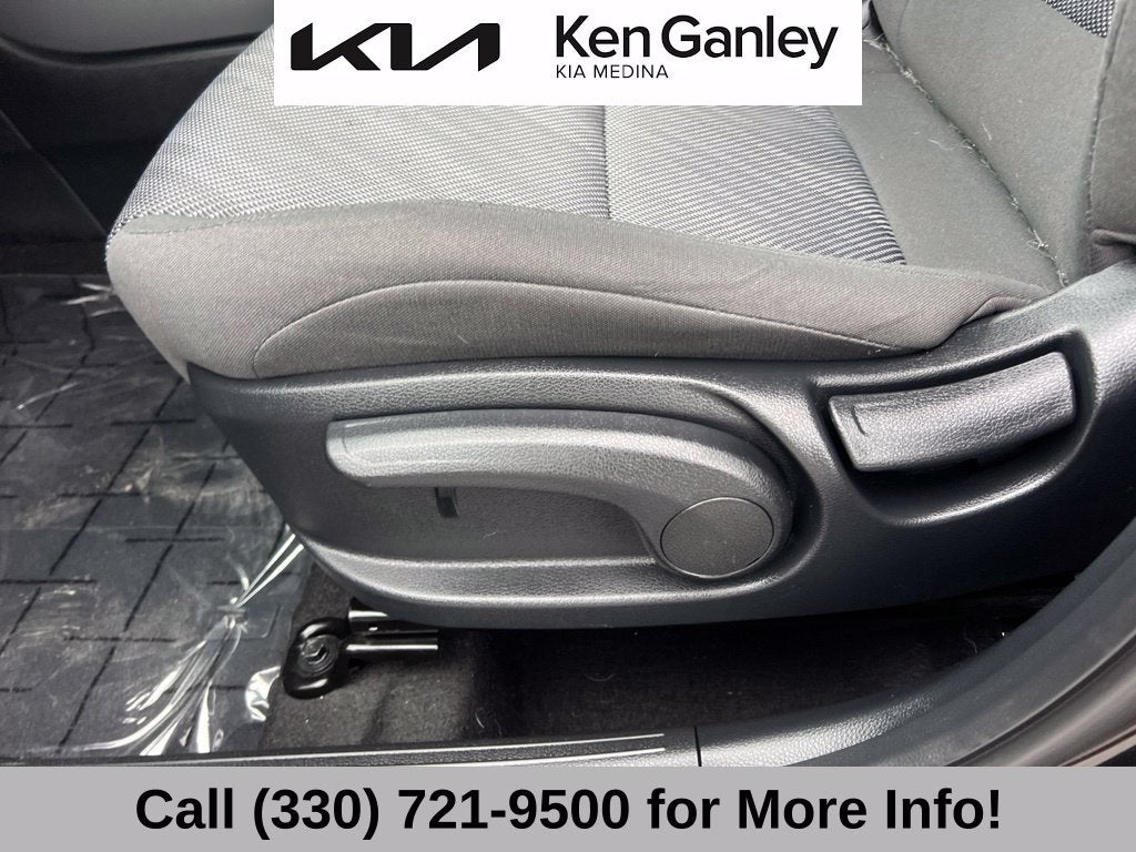 2025 Kia Seltos LX