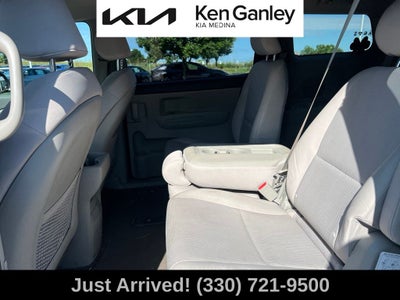 2021 Kia Sedona LX
