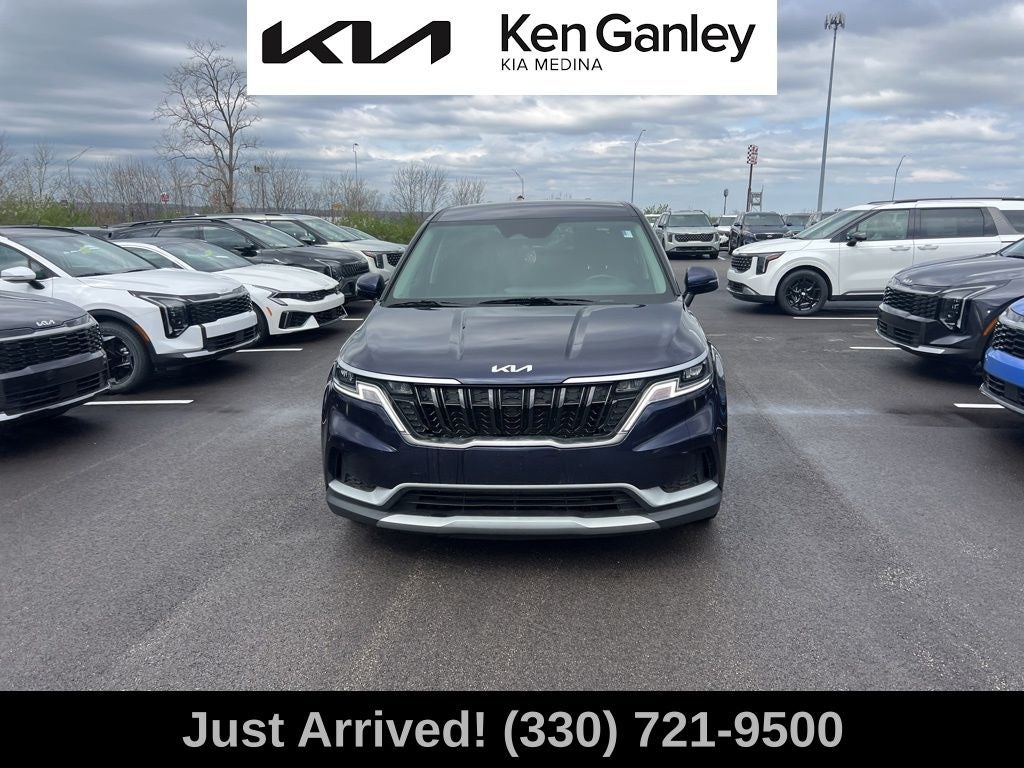 2024 Kia Carnival LX