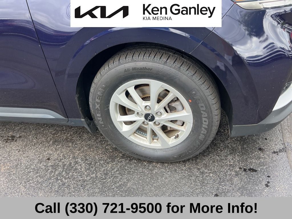 2024 Kia Carnival LX