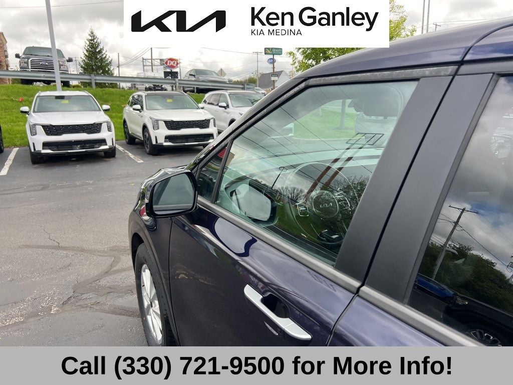 2024 Kia Carnival LX