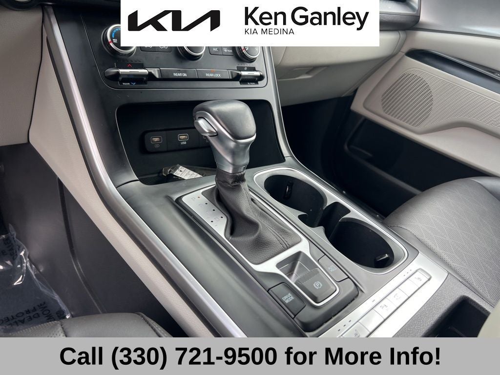 2024 Kia Carnival LX