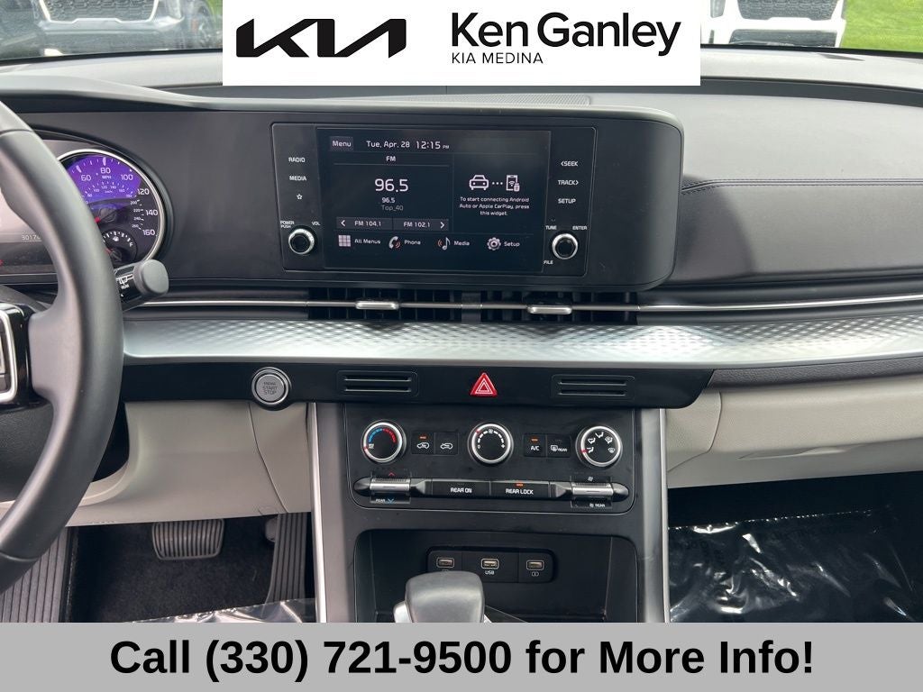 2024 Kia Carnival LX
