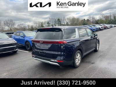 2024 Kia Carnival LX