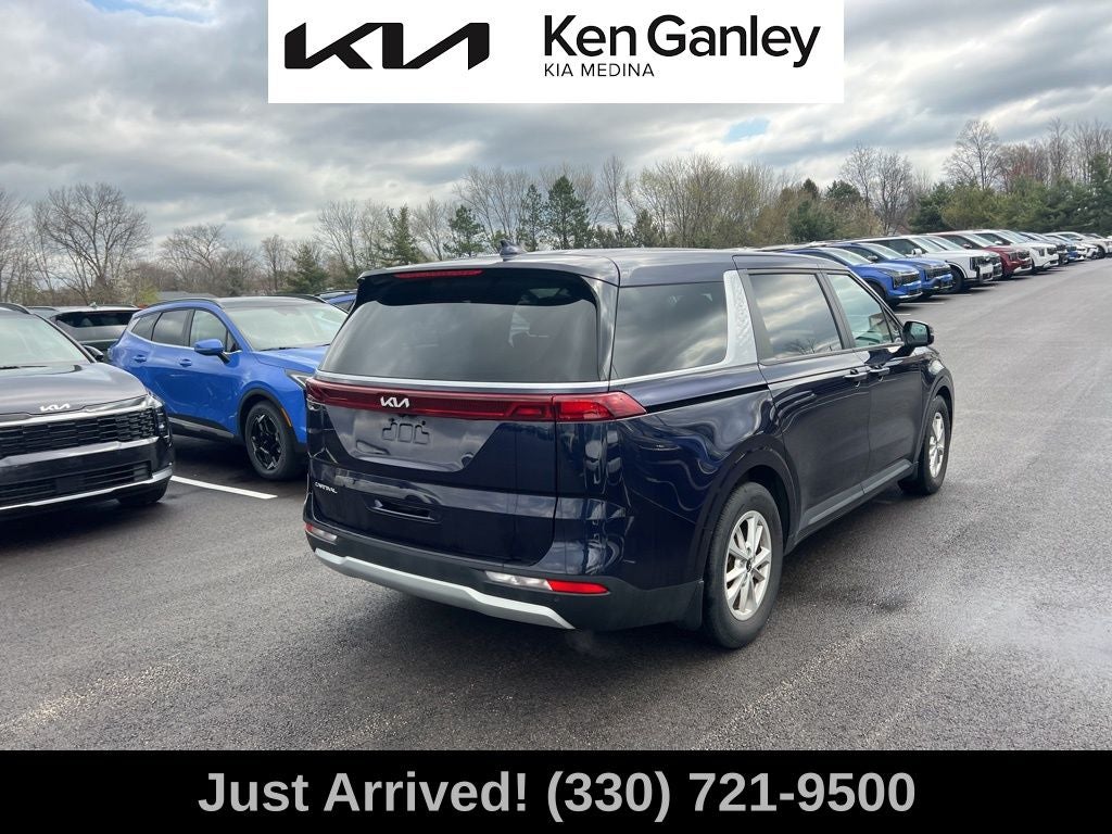 2024 Kia Carnival LX