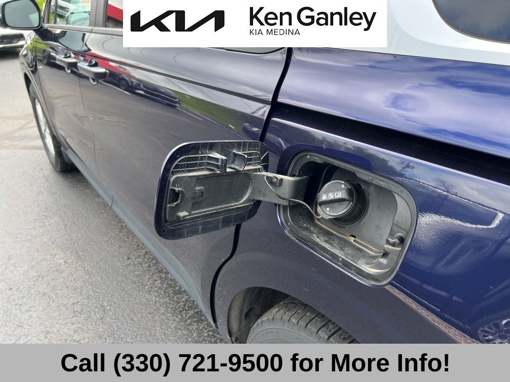 2024 Kia Carnival LX