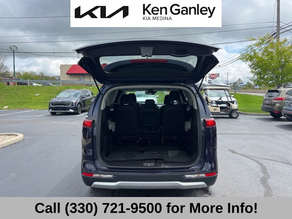 2024 Kia Carnival LX