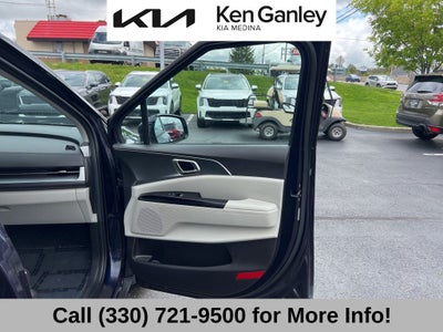 2024 Kia Carnival LX