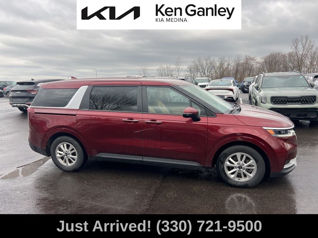 2022 Kia Carnival LXS