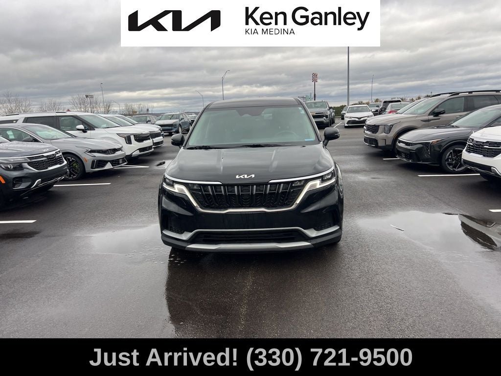 2024 Kia Carnival LX