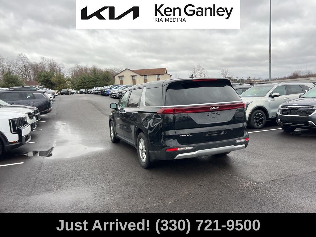 2024 Kia Carnival LX