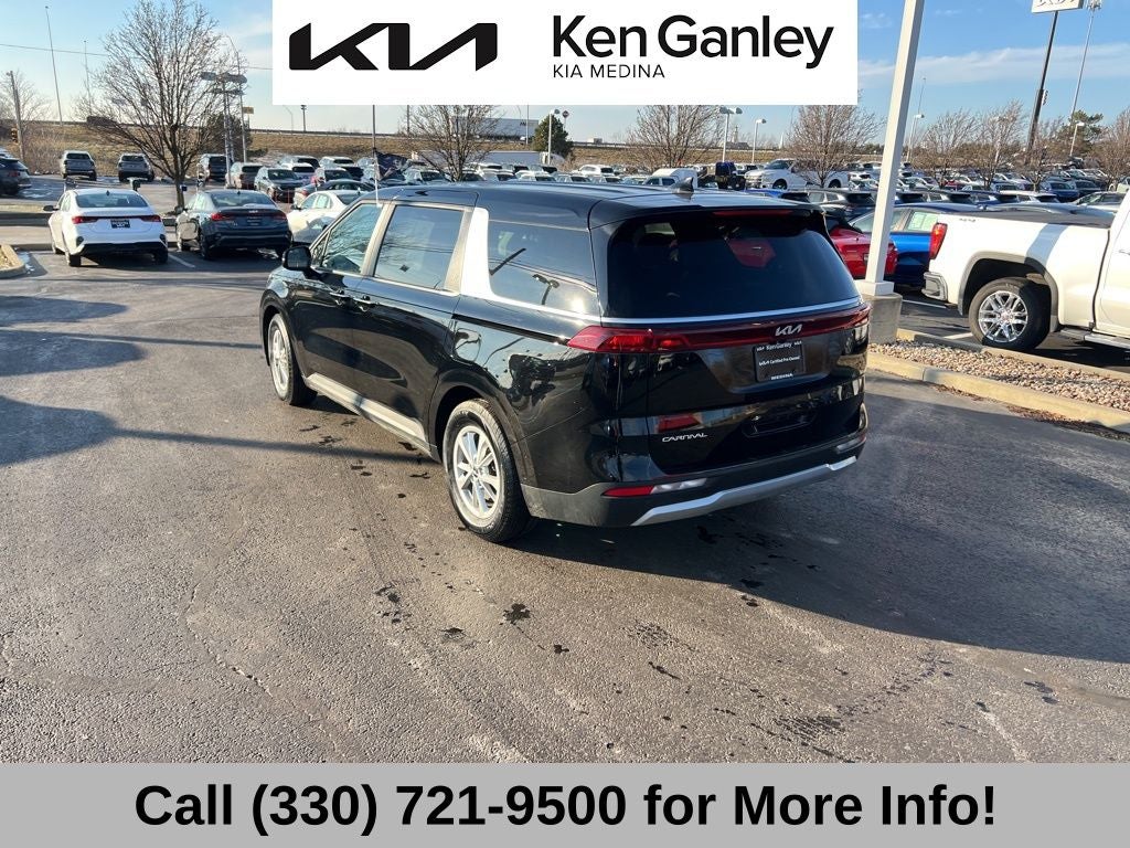 2024 Kia Carnival LX Seat Package