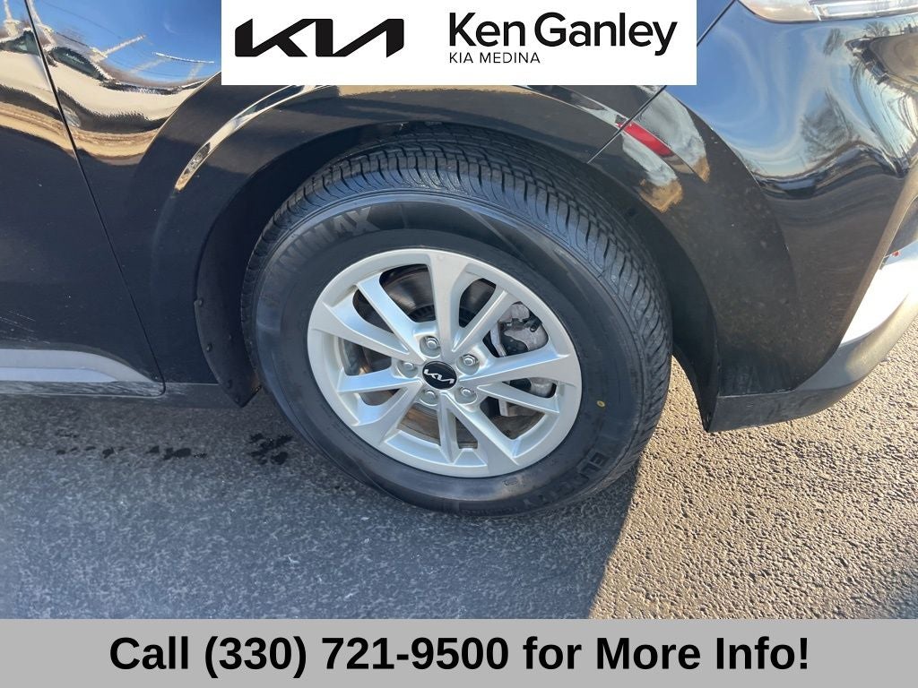 2024 Kia Carnival LX Seat Package