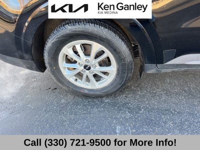 2024 Kia Carnival LX Seat Package