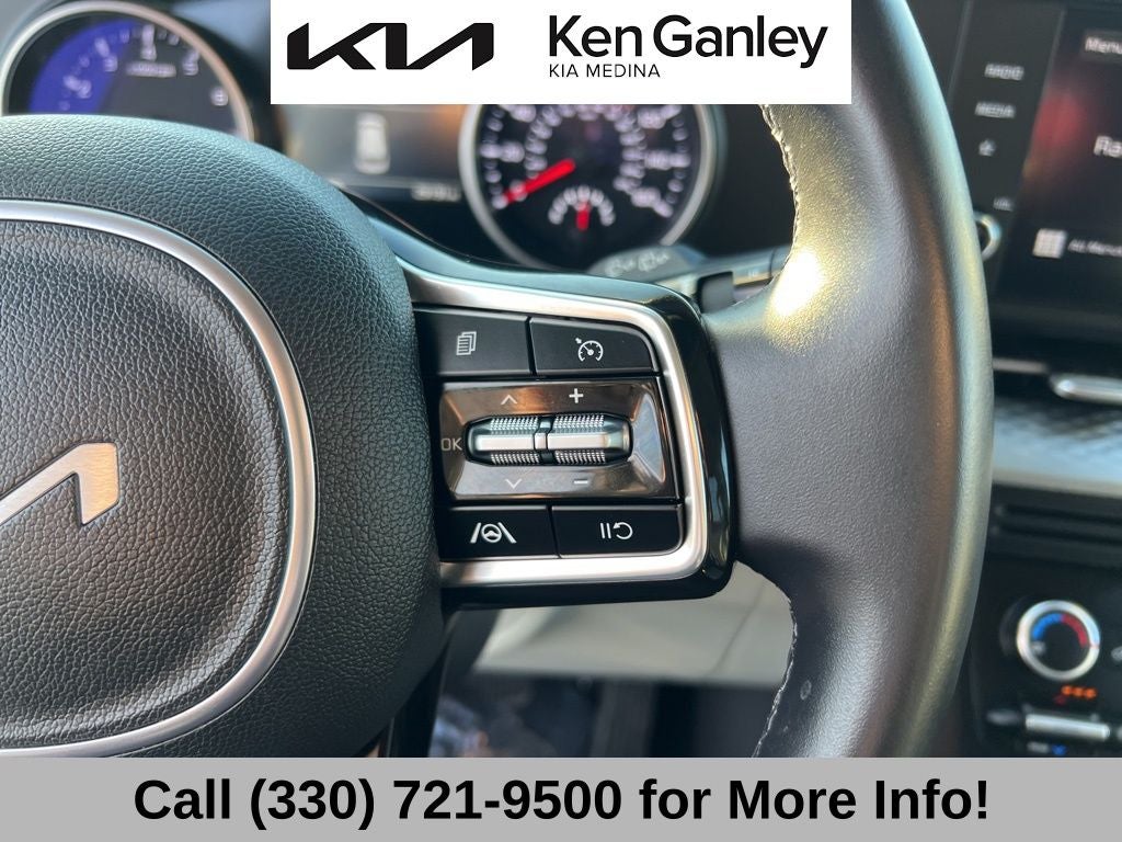 2024 Kia Carnival LX Seat Package