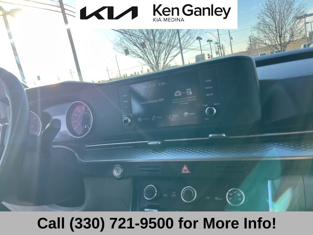 2024 Kia Carnival LX Seat Package